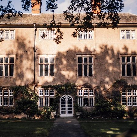 Woodborough Hall 外观 照片